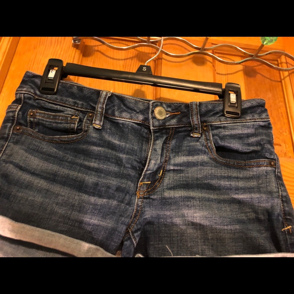 American Eagle size 4 jean shorts.